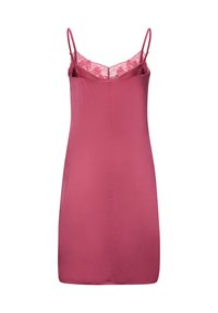 Vadelmanpunainen liukuva mekko, jossa on säädettävät spagettiolkaimet, pitsireunus kaula-aukossa ja miellyttävä, kevyt kangas.