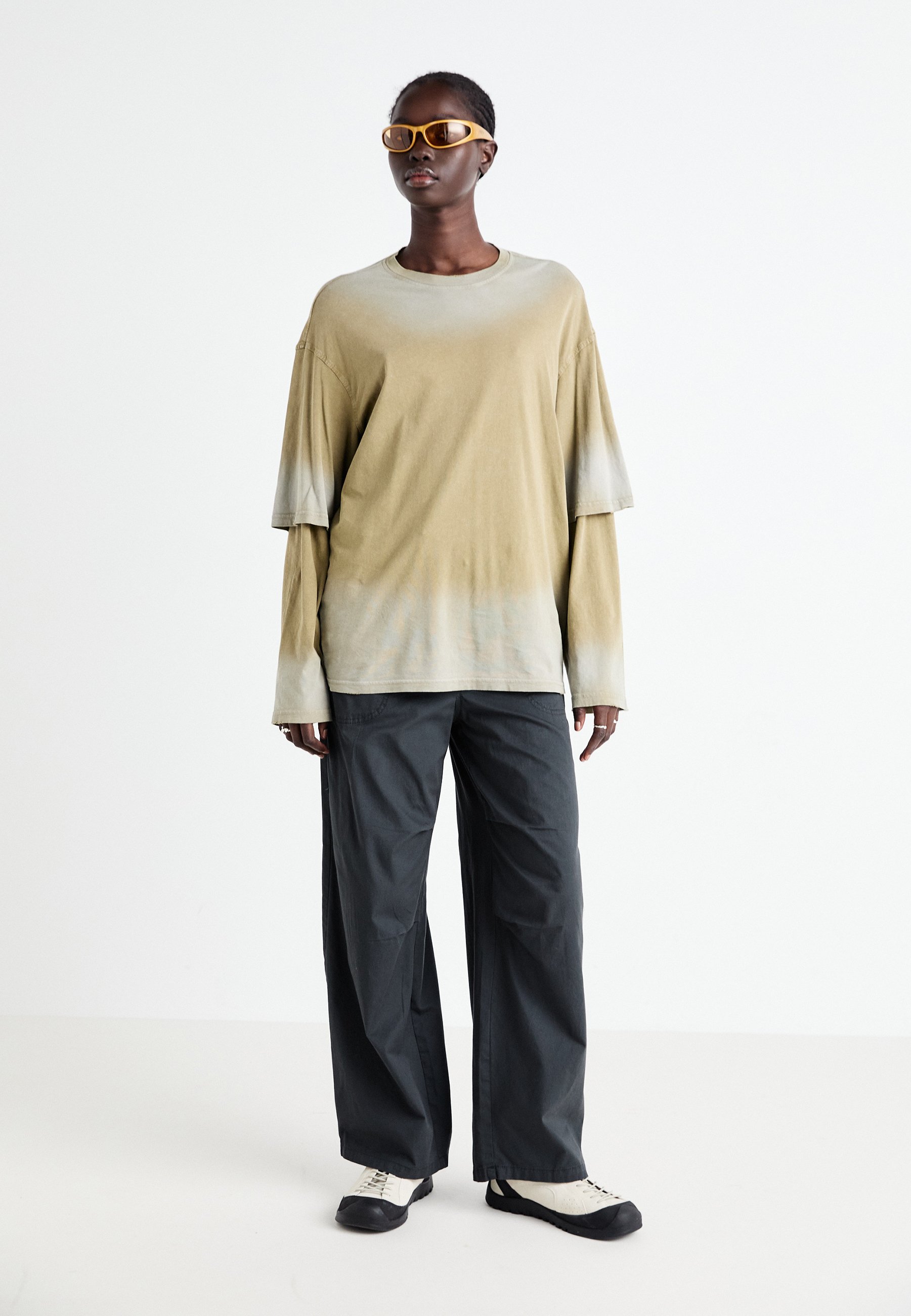 Weekday OVERSIZED DOUBLE DYED LONGSLEEVE TOP - Long sleeved