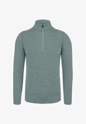 Hellgrauer Langarmpullover mit einem halben Reißverschluss am Kragen, weichem Material und subtiler melierter Musterung. Mit einem Logo am unteren linken Rand.