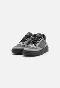 Steve Madden BRENT - Baskets basses - black/grey/multi-coloured