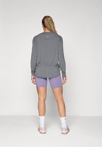 Nike Performance ONE SHORT - Tajice - daybreak/black