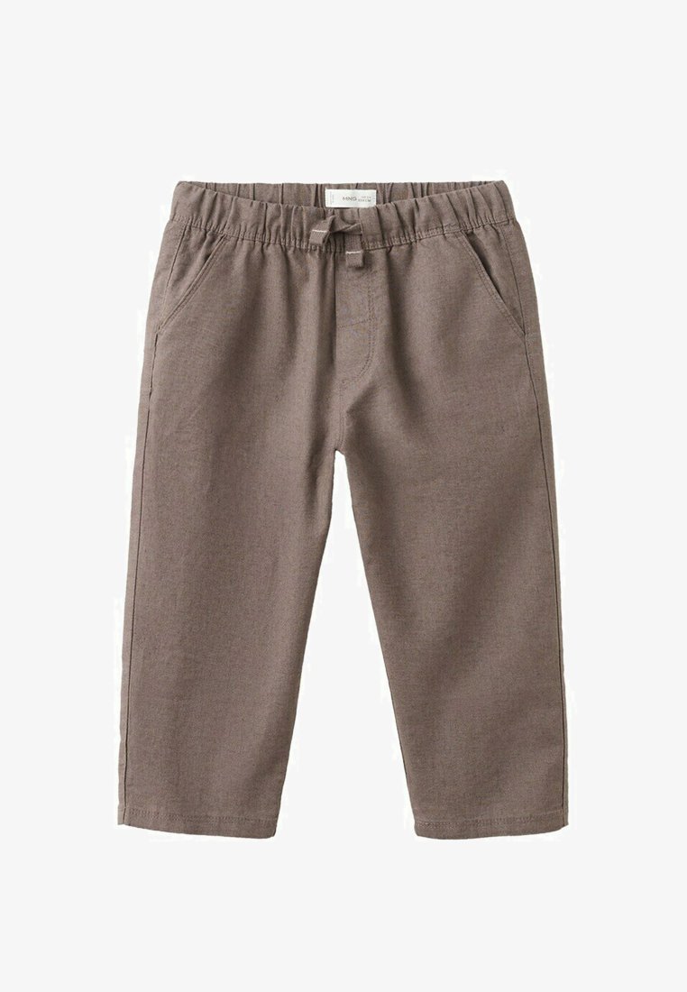 Pantaloni marroni per bambini piccoli con vita elasticizzata, tasche frontali e dettaglio con laccio in tessuto al centro davanti.