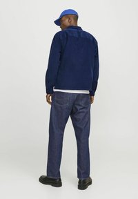 Jack & Jones WEIT GESCHNITTEN  - Chemise - ocean cavern