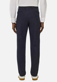 Navy blue trousers with a straight fit, featuring two back pockets and a smooth finish. Made from lightweight fabric with a classic design.