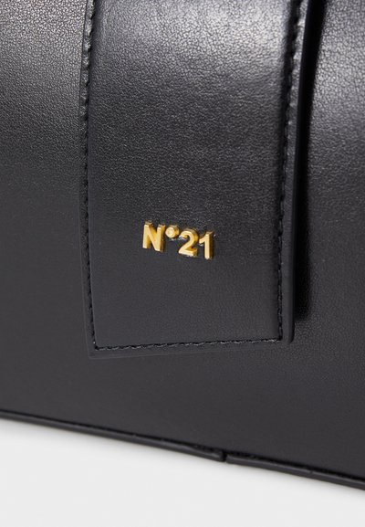 N°21 SHOULDER BAG VITELLO - Borsa a mano - Black