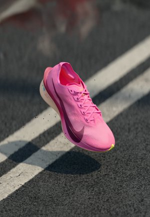 ZOOMX VAPORFLY NEXT% 4 - Løpesko for vei - pink spell/bordeaux/hyper pink/volt ice/ice peach/sweet beet