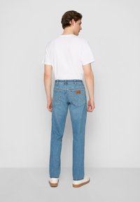 Wrangler TEXAS - Blugi drepți - worn broke