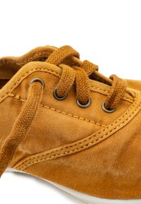 Natural World OLD - Chaussons - cuero