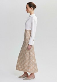 Touché Privé Fustă maxi - beige