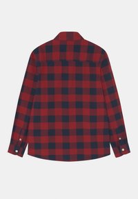 Rood en zwart geblokt overhemd met lange mouwen plat gelegd, met de achterkant zichtbaar, knoopmanchetten en rechte zoom.