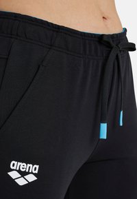 Arena Jogginghose - schwarz
