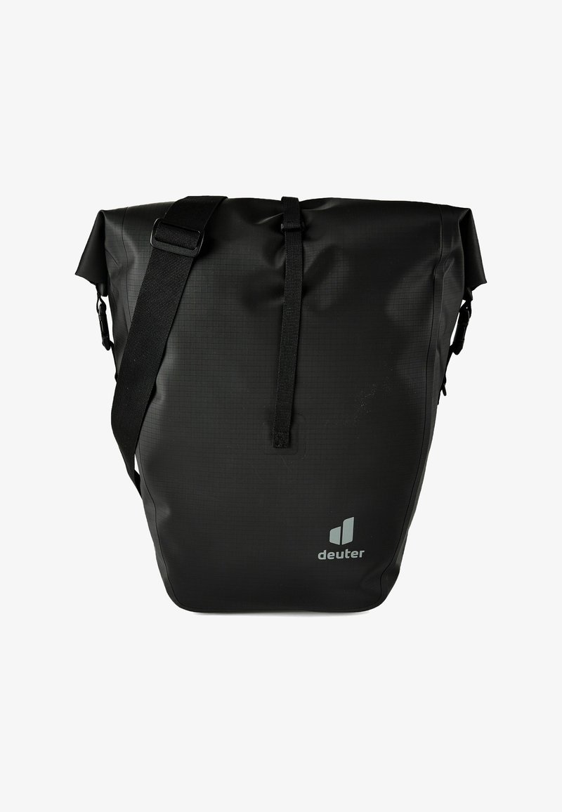 Sac à épaule noir imperméable avec fermeture roulante et sangle réglable, avec un petit logo gris "deuter" près du bas.
