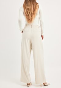 NA-KD Broek - sand