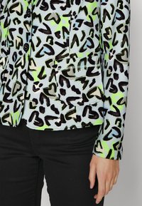 Marc Cain Blazer - soft powder blue