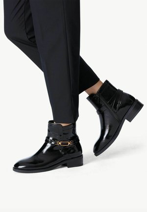 Tamaris Botines bajos - black