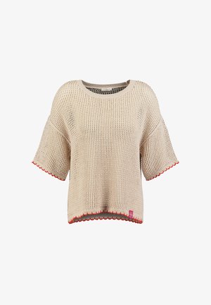 Beige gebreide trui met korte mouwen, losse pasvorm, ronde hals, rode geschulpte randen aan mouwen en zoom en een klein roze labeltje bij de onderzoom.