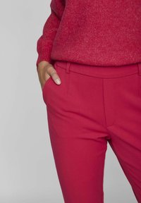 VILA VARONE HW SLIM - NOOS - Chino - love potion