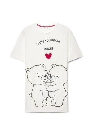 Maglietta bianca con due orsi dei cartoni animati che si abbracciano, cuore rosso sopra di loro e testo che dice "I love you bear-y much!"