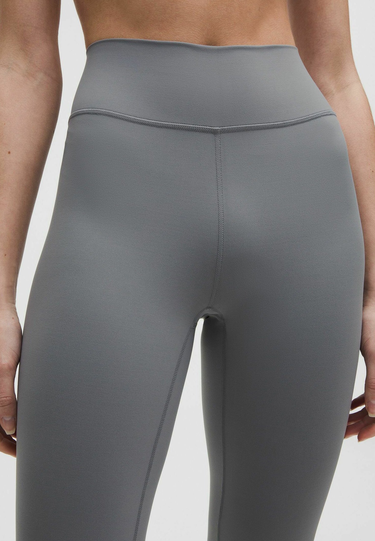 kokko55　Lululemon Groove ヨガパンツ グレー(6) Groove ハイライズフレアパンツ ポケット付き 30インチ *アジア