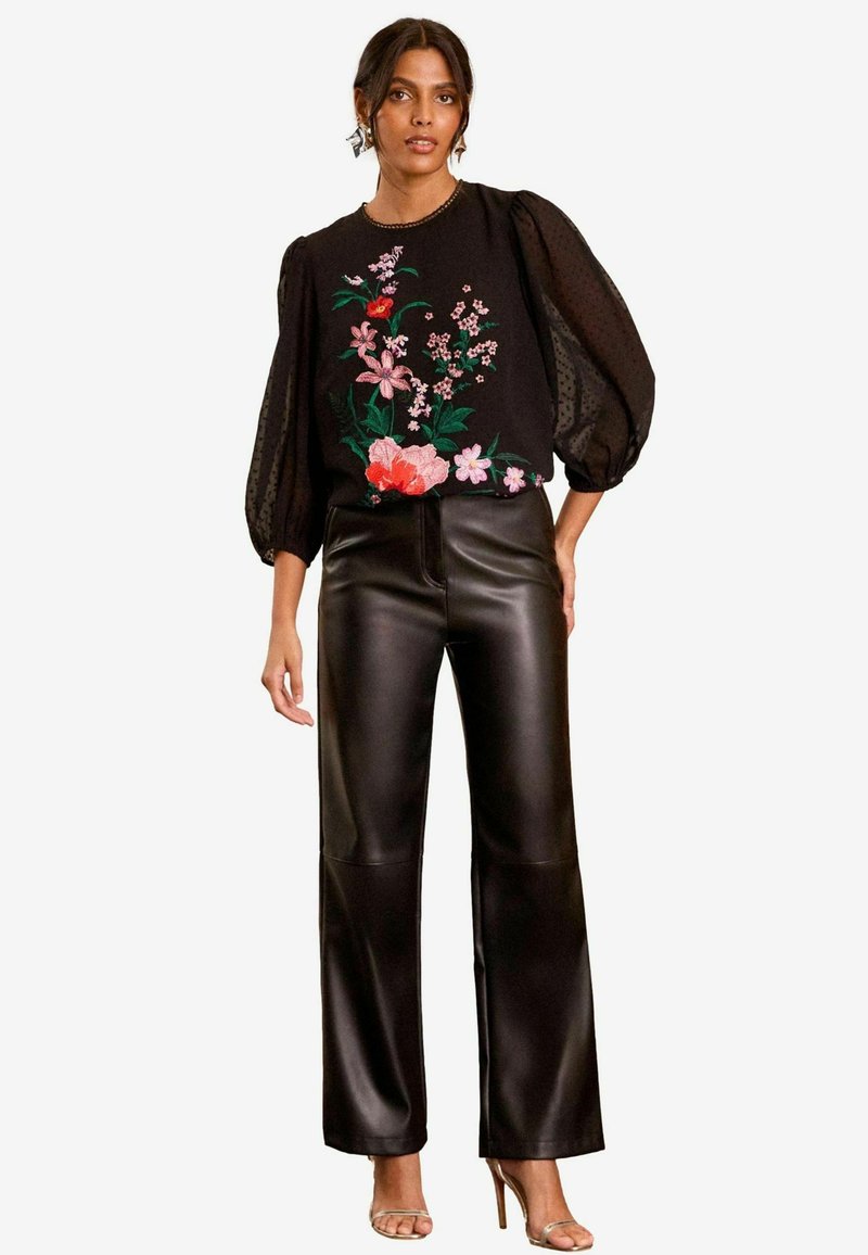 Love & Roses REGULAR FIT - EMBROIDERED DOBBY 3/4 SLEEVE - Bluza - black floral