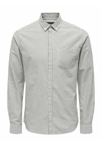 Unselected, winter moss