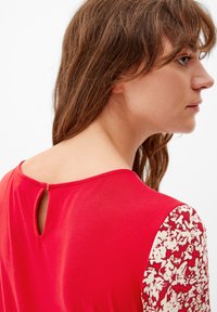 s.Oliver Blouse - chilirot