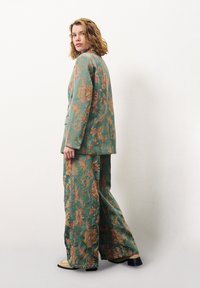 FRNCH PAVERDY - Pantalon classique - vert