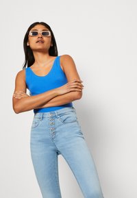 ONLY ONLLIVE LOVE NEW LONG 2PACK NOOS - Top - black pack/strong blue