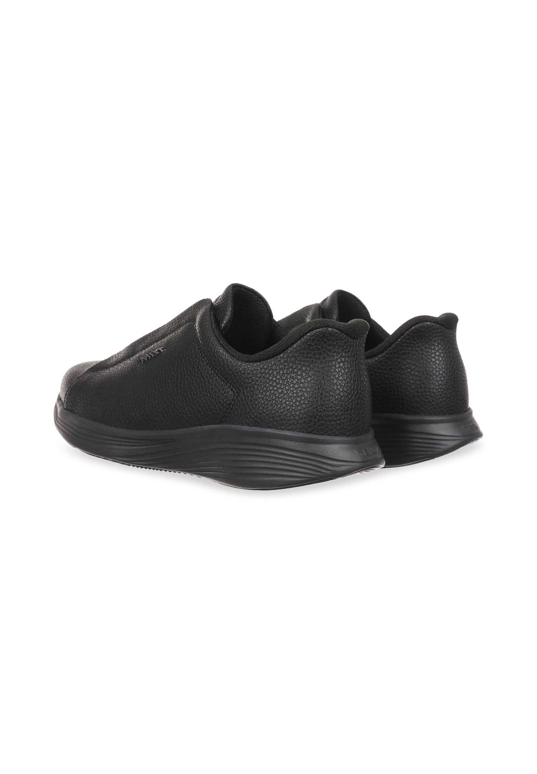 chaussure semelle arrondie