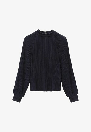 Mörkblå långärmad topp med hög hals och veckad textur. Har puffärmar och en kortad nederkant. Detalj med stängning bak synlig.