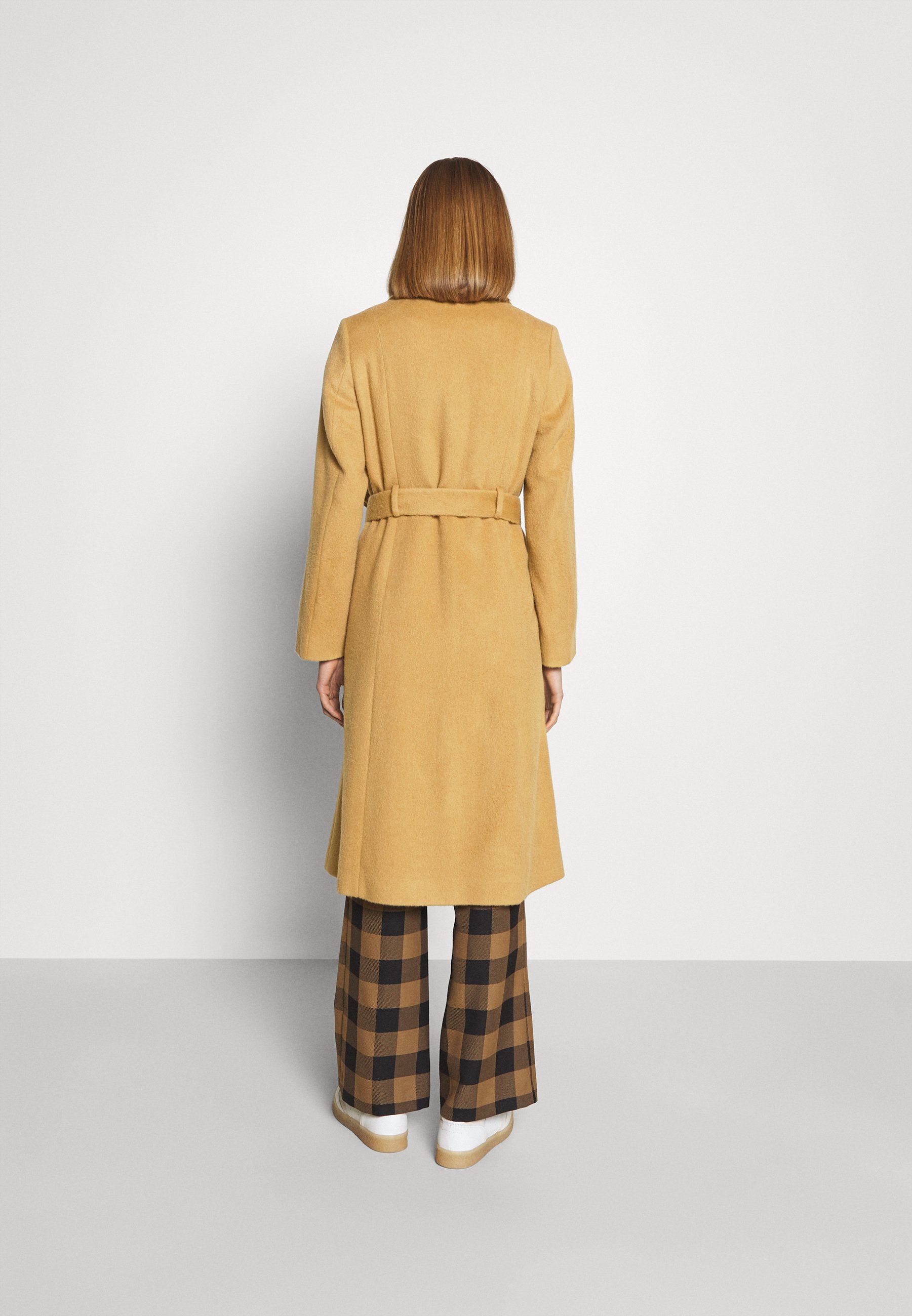 HUGO MESUA - Classic coat - light 
