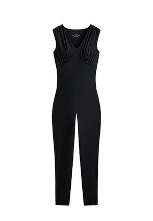 Salopetă neagră fără mâneci, cu decolteu în formă de V și detalii adunate la umeri și bust, pantaloni mulați, lungime completă.