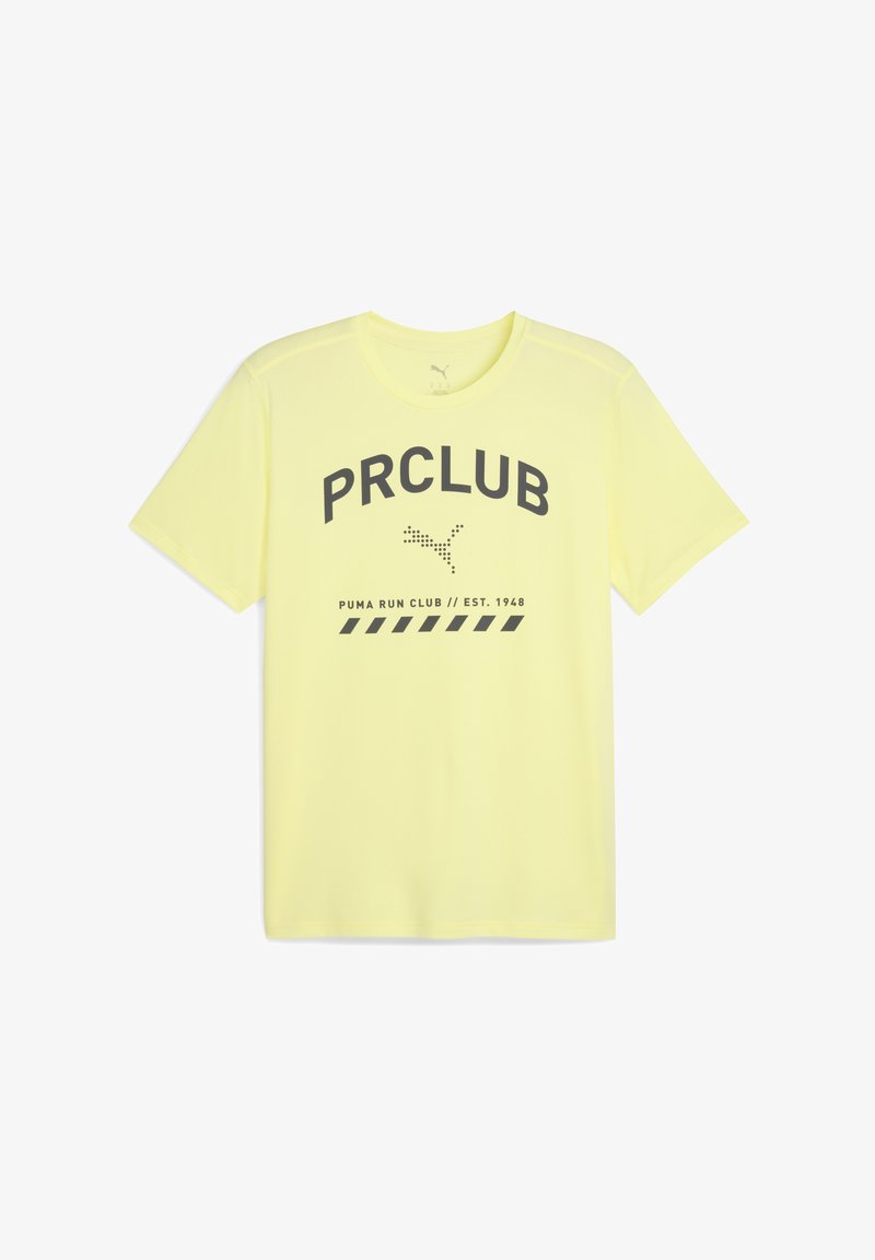 Camiseta deportiva de color amarillo brillante con el texto "PRCLUB" y el logo de Puma, diseñada para correr y realizar actividades de fitness.