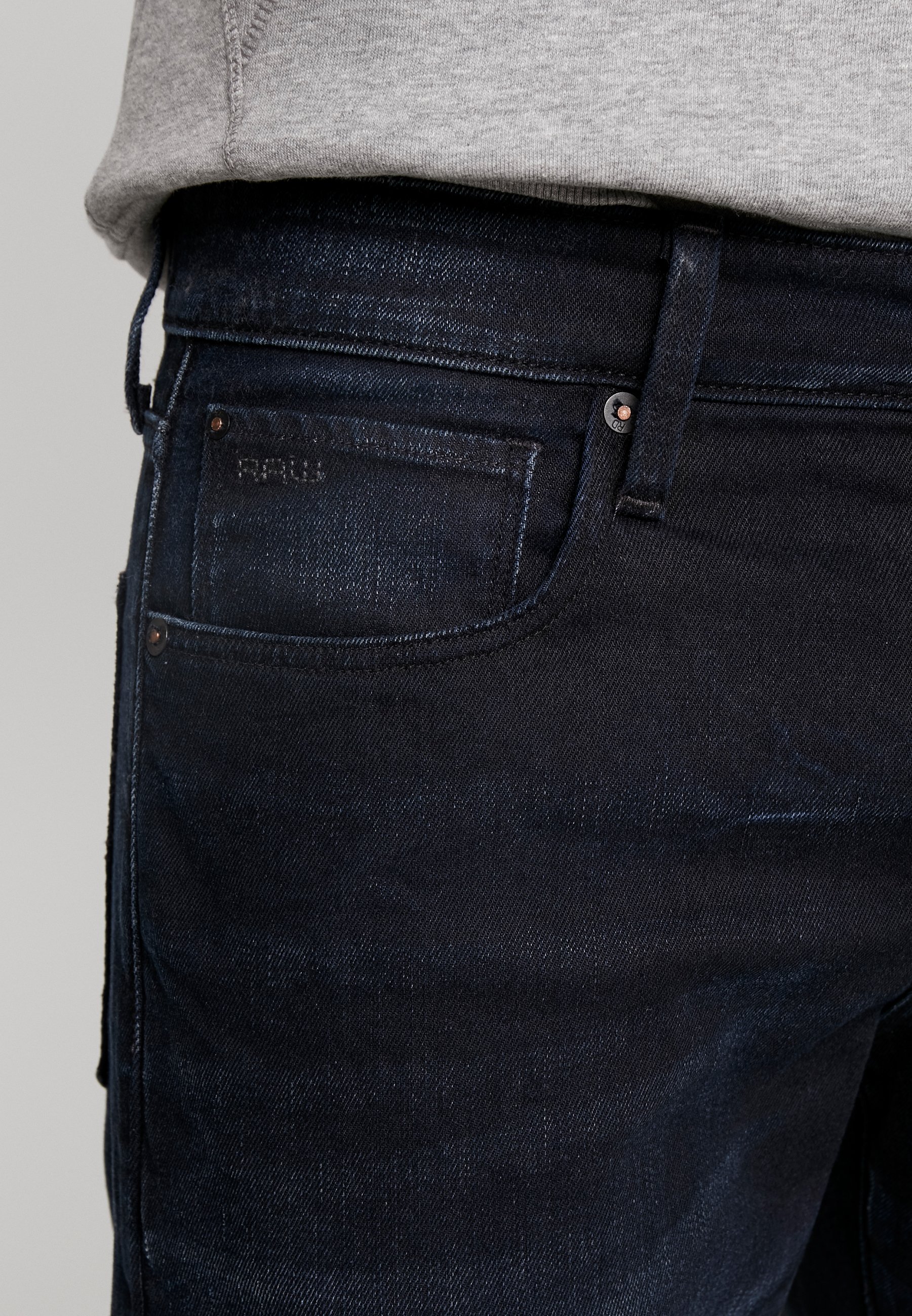 3301 straight jeans dark aged