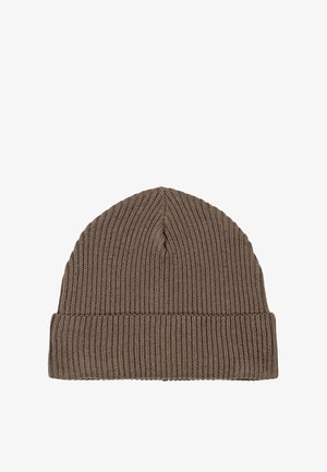 Căciulă maro, tricotată cu dungi, cu manșetă pliată, model rotunjit în partea de sus pentru un fit confortabil și cald de iarnă.