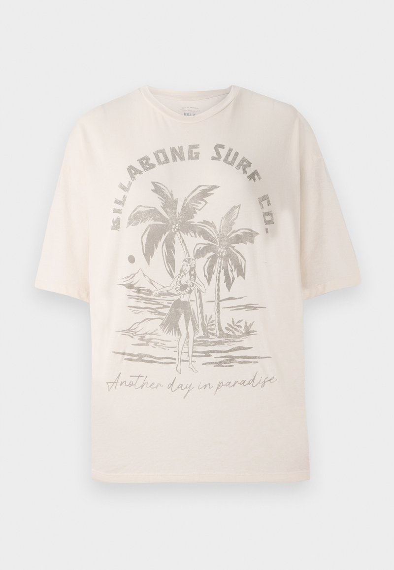 T-shirt en coton beige clair à manches courtes, avec un graphique de palmiers et une figure sur le devant, le texte indique "Encore un jour au paradis."