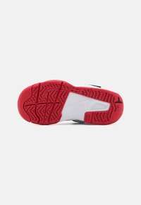Jordan JORDAN STAY LOYAL 3 UNISEX - Sneakers basse - white/black/gym red