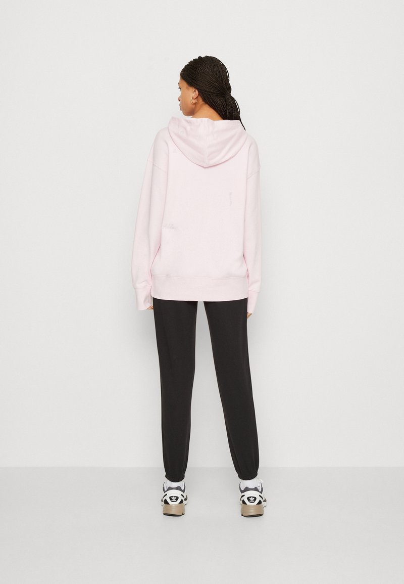 adidas Sportswear RELAXED HOODIE WITH HEALING CRYSTALS INSPIRED GRAPHICS -  Sweatshirt - clear pink/silver dawn/rose - ZALANDO.FR