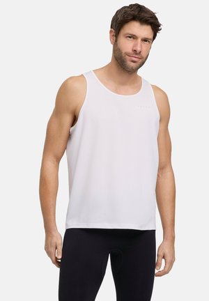 Canotta atletica bianca con scollo a girocollo e tessuto testurizzato. Il design minimalista presenta il nome del marchio impresso sul petto.