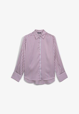 Chemise à boutons en tissu lisse, avec des rayures verticales rouges et blanches, un col pointu et des manches longues avec poignets.