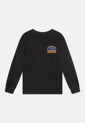 Schwarzes Langarm-T-Shirt mit einem geschwungenen orangen und blauen "RODEO"-Grafik im oberen Rückenbereich. Weiches Baumwollmaterial mit einer lockeren Passform.