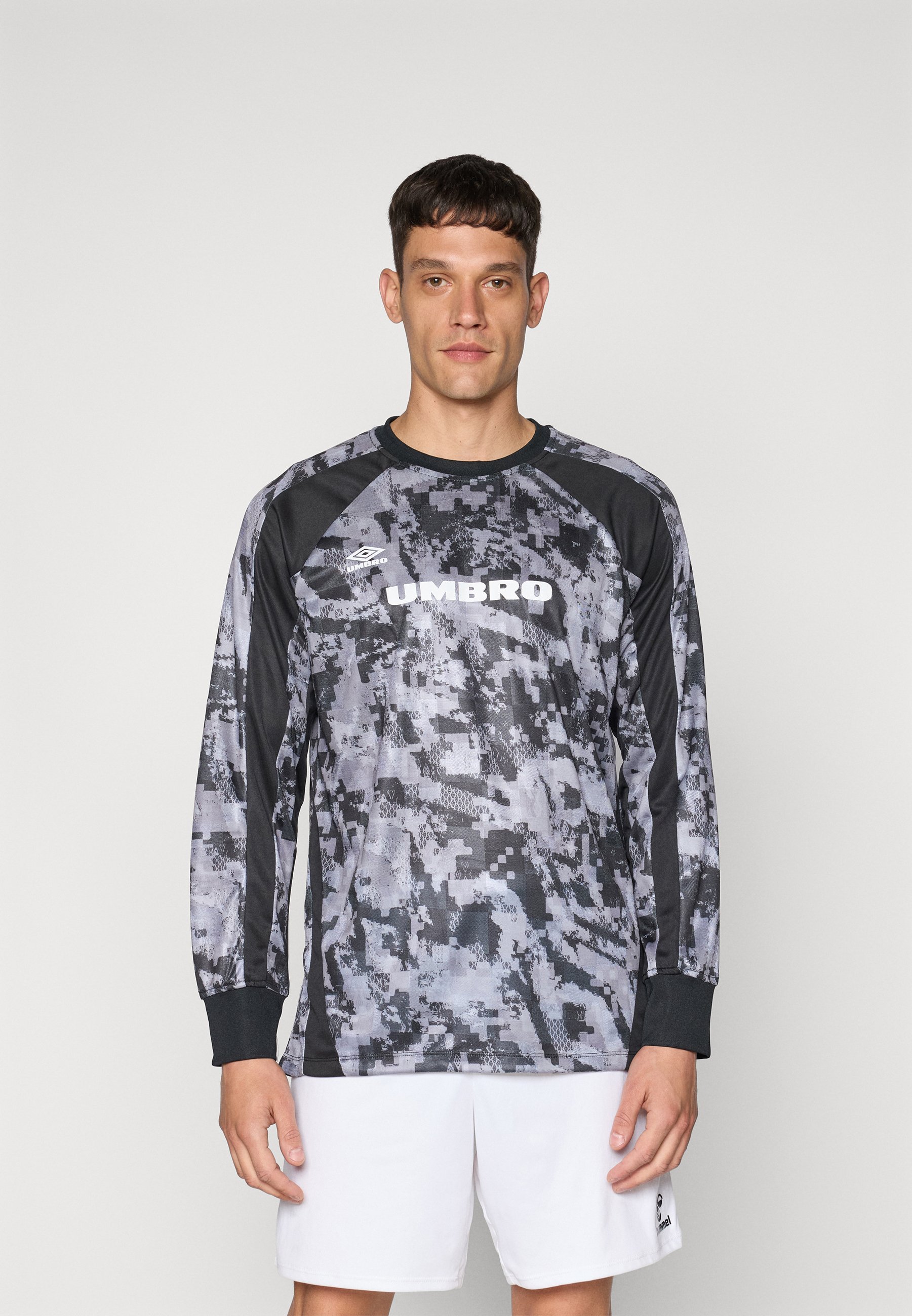 UMBRO×BEAUTY&YOUTH UNITEDARROWS Umbro | Pirkite internetu šiandien | ZALANDO