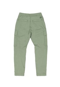 Groene cargobroek met een elastische tailleband, twee zijzakken en twee achterzakken. Gemaakt van een lichte, gladde stof.