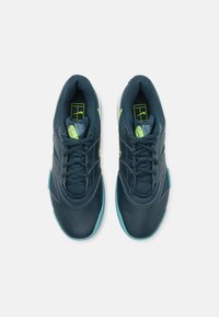 Nike Performance COURT LITE 4 - Māla virsmas laukuma tenisa apavi - armory navy/denim turquoise/volt