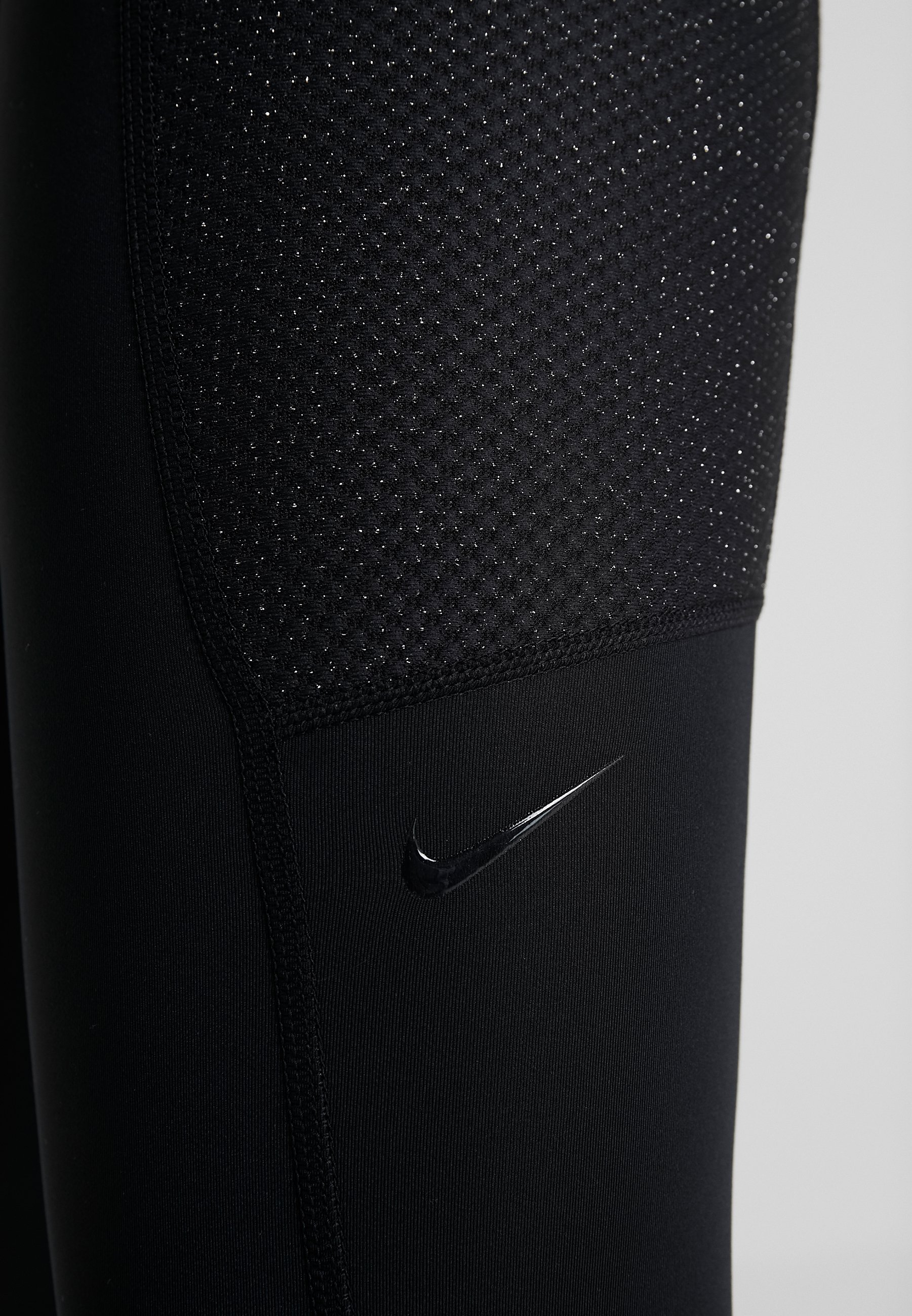 nike performance warm hollywood