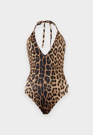 Jednoczęściowy kostium kąpielowy z wiązaniem na szyi, z nadrukiem w panterkę i głębokim dekoltem w kształcie litery V, na jednolitym jasnym tle.