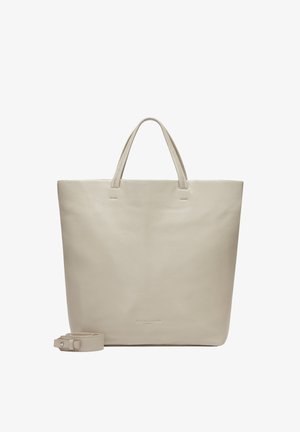 Bolso tote de piel en color beige claro con dos asas superiores, diseño minimalista y una correa de hombro desmontable. Textura suave, logo grabado en la parte delantera.