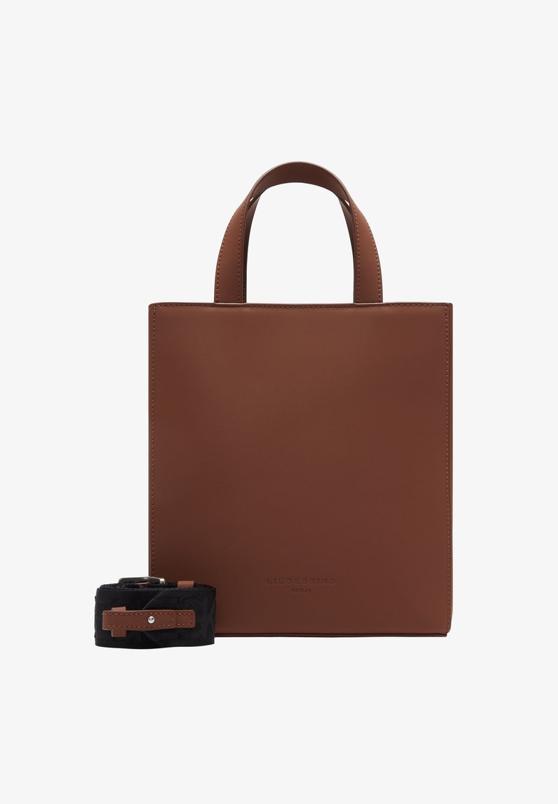 Brązowa skórzana torba tote o minimalistycznym kwadratowym wzorze, z dwoma uchwytami na górze i odczepianym czarnym paskiem z detalem klamry.