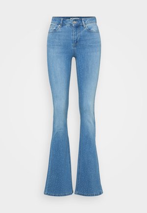Calças flared de denim em azul claro, com discretos embellishments em strass, design de cinco bolsos e fecho de botão na cintura.
