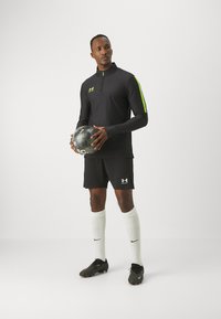 Under Armour CHALLENGER PRO - Langarmshirt - black/yellow